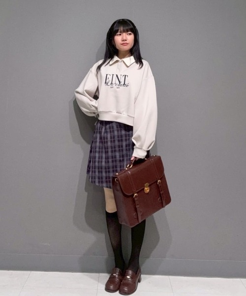 F i.n.t（フィント） ハンドバッグ ベルト使いキーホールサッチェル 
