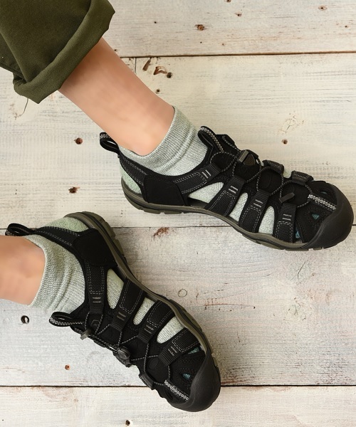 【美品】KEEN CLEARWATER CNW サンダル ブラック 28cm ウィメンズ サンダル | クリアウォーター シーエヌエックス