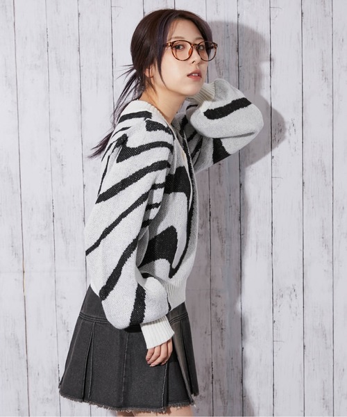 ニット セーター 「ゼブラ柄×Vネック」レディース ニットプルオーバー モード トレンド 秋冬 レディース | ブランド登録なし | 13
