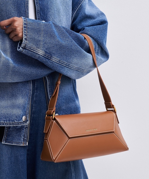 「CHARLES & KEITH」 ショルダーバッグ M チョコ レディース