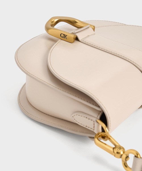 Gabine ガビーヌ レザーサドルバッグ CHARLES ＆ KEITH ショルダーバッグ バッグ Gabine ガビーヌ