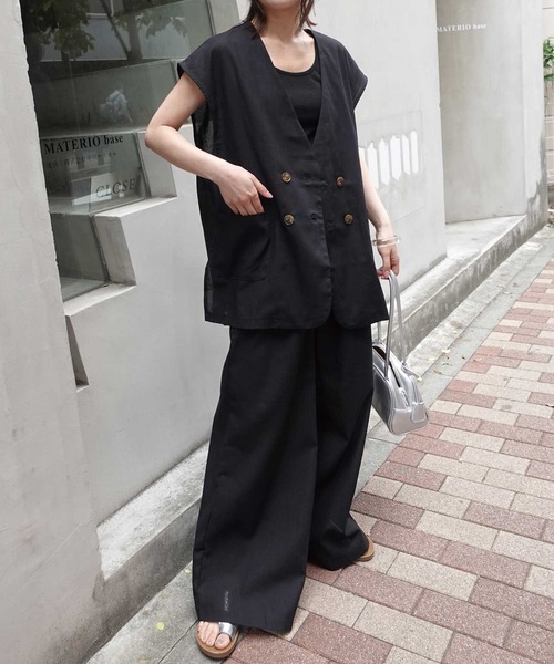 cos ベスト　ジレ　ブラック COS” DEEP V-NECK SLEEVELESS TOP BLACK (COS/ベスト・ジレ) 73429335
