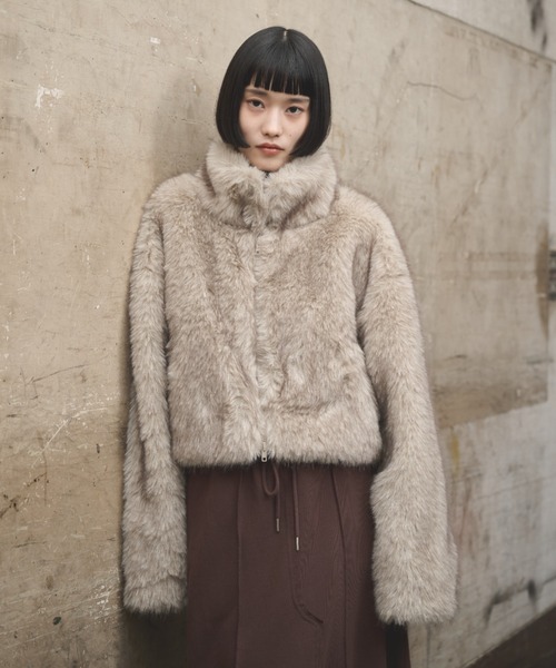 AIC. ブルゾン アウター ボリュームファースタンドショートブルゾン