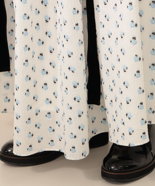 CAROLINA GLASER（カロリナ グレイサー） スカート フラワー サイド