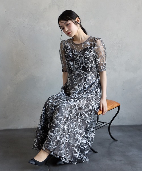 AIMER（エメ） ドレス ビオラフラワーモチーフスパンコール刺繍袖付き