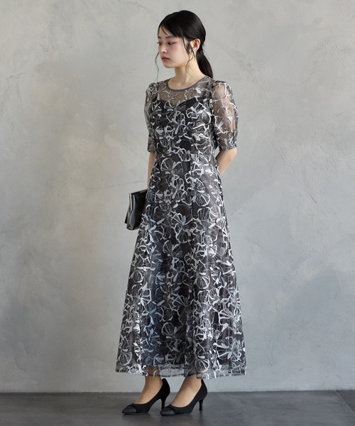AIMER（エメ） ドレス ビオラフラワーモチーフスパンコール刺繍袖付き
