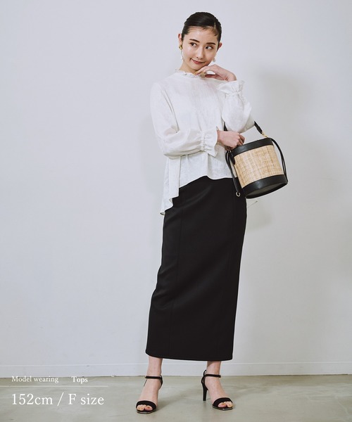 Sirin tシャツ 「小柄女性向け」大人ペプラム 花柄ジャガード