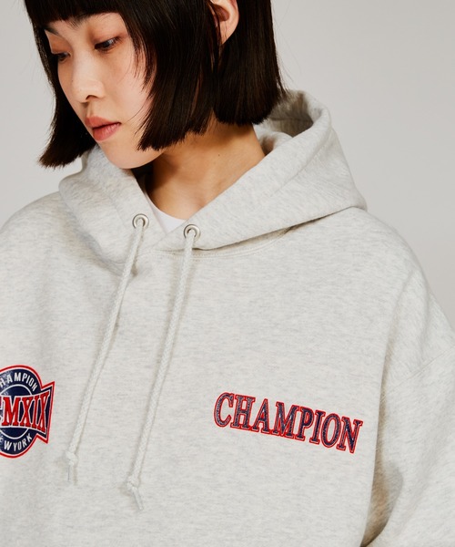 Champion パーカー 「Champion/チャンピオン」メンズ アクション
