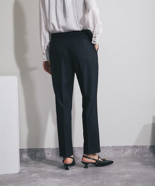 SMILE ORCHID ストライプ柄ジャケット＆スラックスパンツセットアップ ストライプ柄ジャケット＆スラックスパンツセットアップ（スーツ