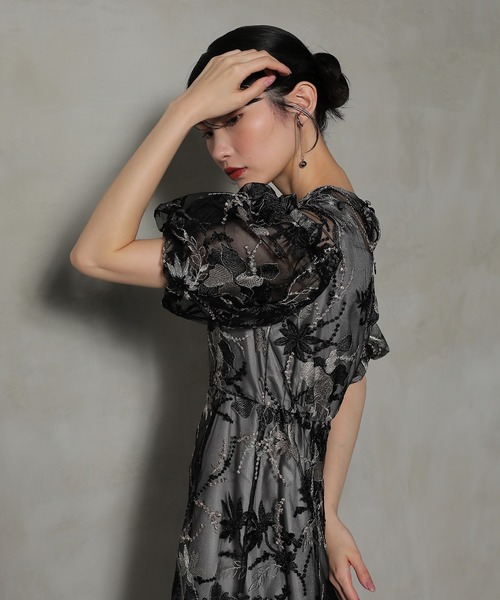 Kana ドレス パフスリーブ 刺繍レース ボタニカル ワンピース