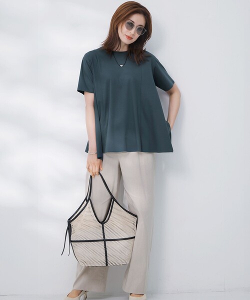 【GLOW6月号掲載/汗じみ防止】スムースデザイン フレア Tシャツ　　　新品 GLOW6月号掲載/汗じみ防止】スムースデザイン フレア Tシャツ