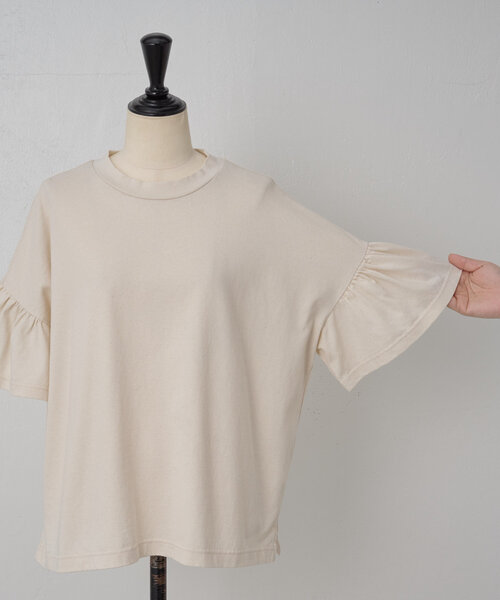BEARDSLEY（ビアズリー）の「パフスリーブTシャツ（Tシャツ