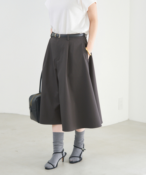 ＩＥＮＡ 裾Wタックパンツ黒36 IENA（イエナ）の「ダブルクロス フォルムタックパンツ
