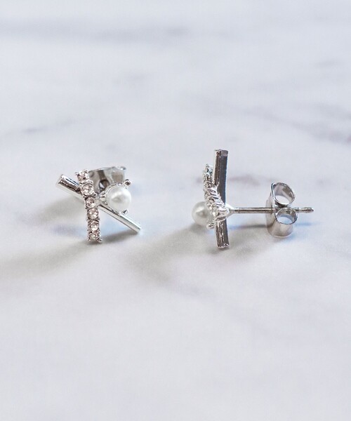 Tiaclasse ピアス 「安田美沙子さん着用・金属アレルギー対応」パール