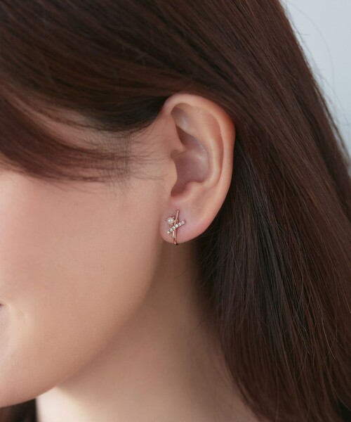 hi♡様　ピアス Tiaclasse ピアス 「安田美沙子さん着用・金属アレルギー対応」パール