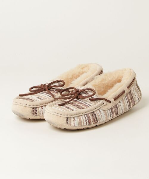 新品　UGG モカシン　25cm ベージュ　レオパード 新品 UGG モカシン 25cm ベージュ レオパード