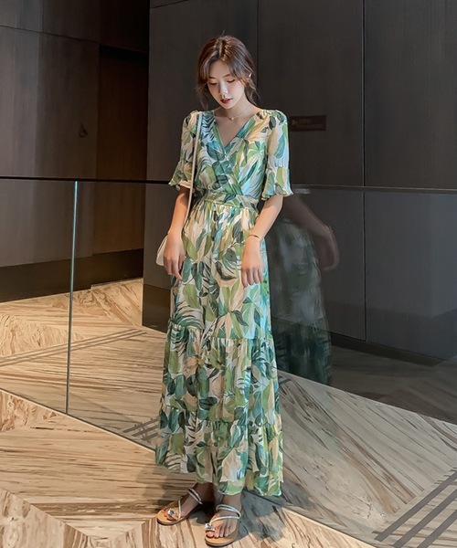 「LUGG NAGG」 半袖ワンピース M グリーン レディース_画像4