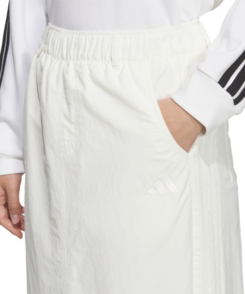 adidas（アディダス） スカート アイコニック スリーストライプス