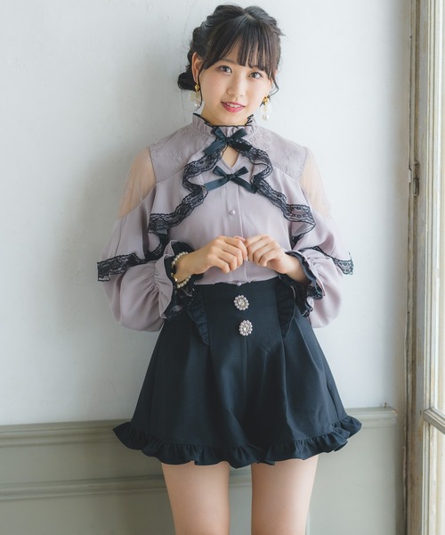 ROJITA パンツ ビジュ釦フレアショートパンツ レディース : ZOZOTOWN  