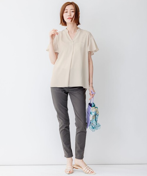 【洗える】 バックサテンアムンゼン キーネック ブラウス ＊新品タグ付き＊ 洗える】バックサテンアムンゼン 袖フリル キーネック ブラウス