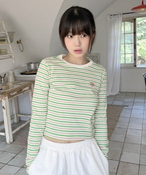 tシャツ A'GEM/9 × .kom 「muah muah/ムーアムーア」 LOGO STRIPE CROP LONG SLEEVE/ロゴ ステッチ