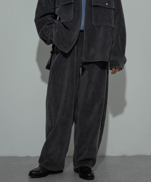 （最終値下げ）Palace スウェットシャツ & ショートパンツ セットアップ 最終値下げ）Palace スウェットシャツ & ショートパンツ
