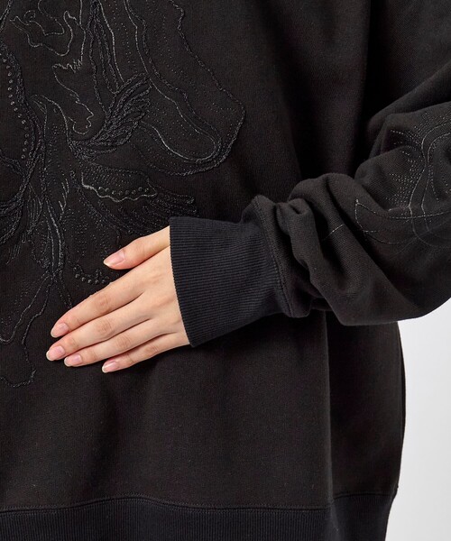 パルストレーナー　未使用品です violent bear×space×bearbrick sweatshirt ユニセックス男女兼用