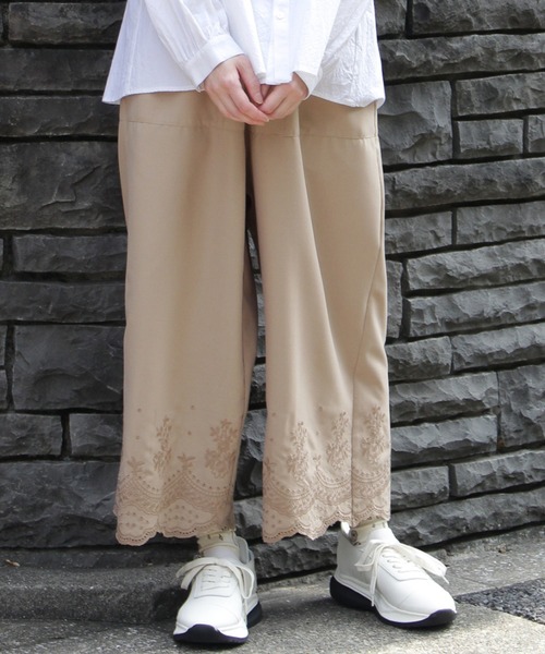 SUPER HAKKA（スーパーハッカ） パンツ ポリエステルツイル小花柄