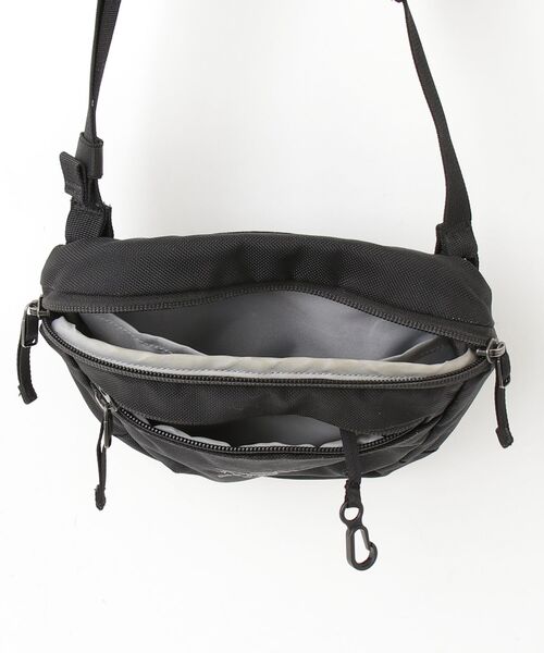 ARC'TERYX（アークテリクス） 刺繍ショルダーバッグ - ブラック