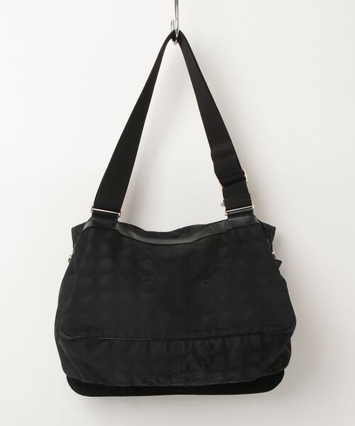CHANEL（シャネル） ニュートラベルライン メッセンジャーバッグ