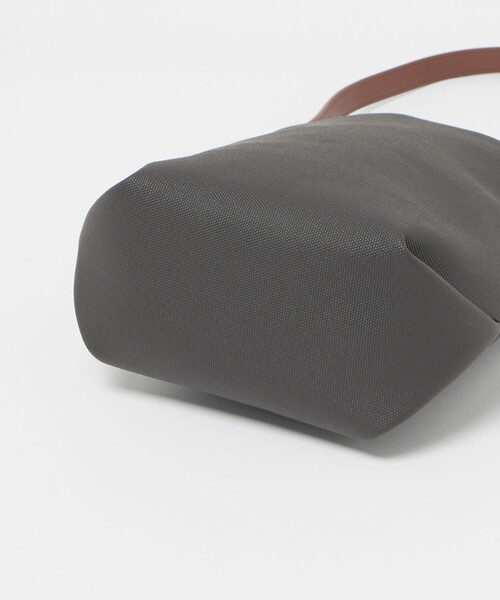 BEAUTY＆YOUTH UNITED ARROWS ショルダーバッグ “Emboss Bag Series