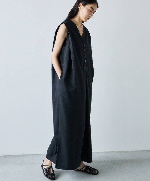 Libra Cue（リブラ キュー） オールインワン Vネックオールインワン