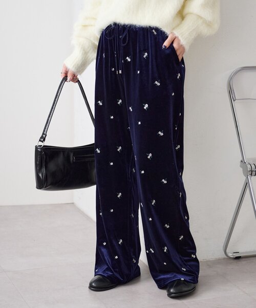 Discoat（ディスコート） パンツ ベロア刺繍イージーパンツ レディース