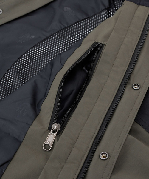 THE NORTH FACE（ザ ノースフェイス） マウンテンパーカー L ベージュ
