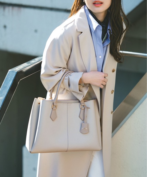 COHINA（コヒナ） トートバッグ 「VISコラボ」「軽量」チャーム付き 