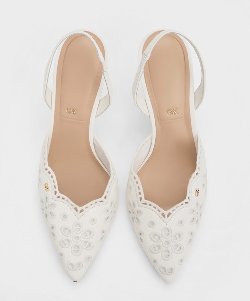 CHARLES ＆ KEITH（チャールズ&キース） パンプス レザー エンブロイ