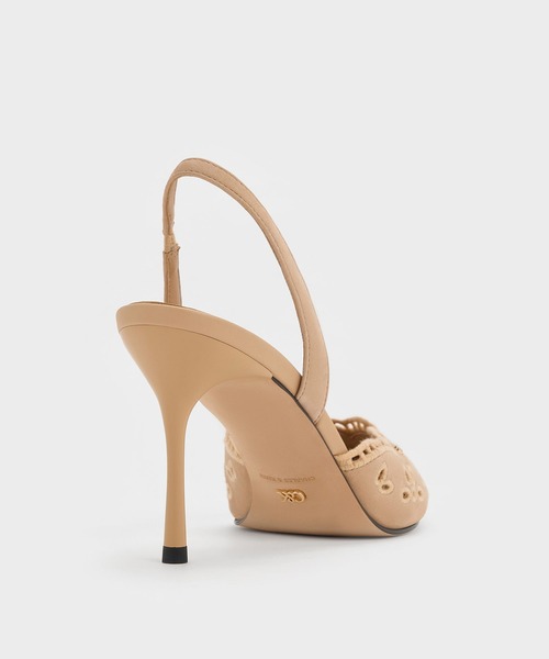 CHARLES ＆ KEITH（チャールズ&キース） パンプス レザー エンブロイ