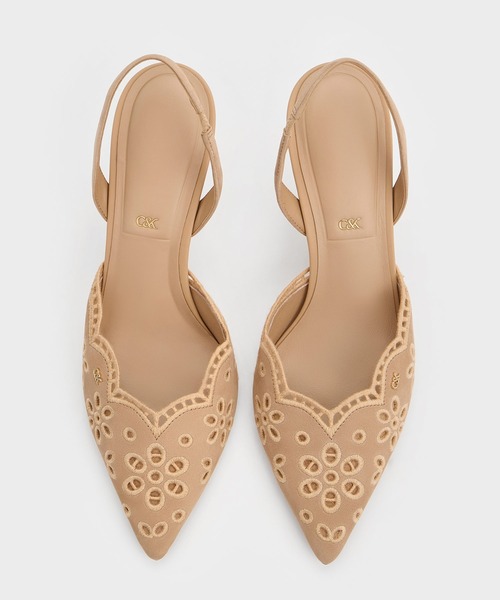 CHARLES ＆ KEITH（チャールズ&キース） パンプス レザー エンブロイ