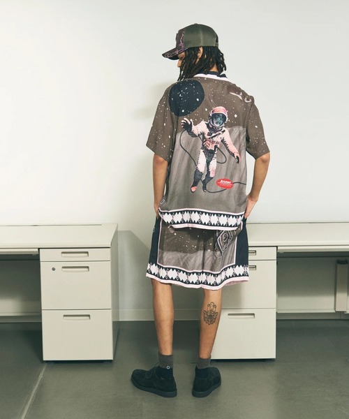 tシャツ SUMMER SHIRT SPACE メンズの画像