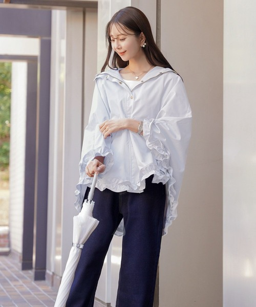 le reve vaniller（ル レーヴ ヴァニレ） ポンチョ 撥水 フリルヘム