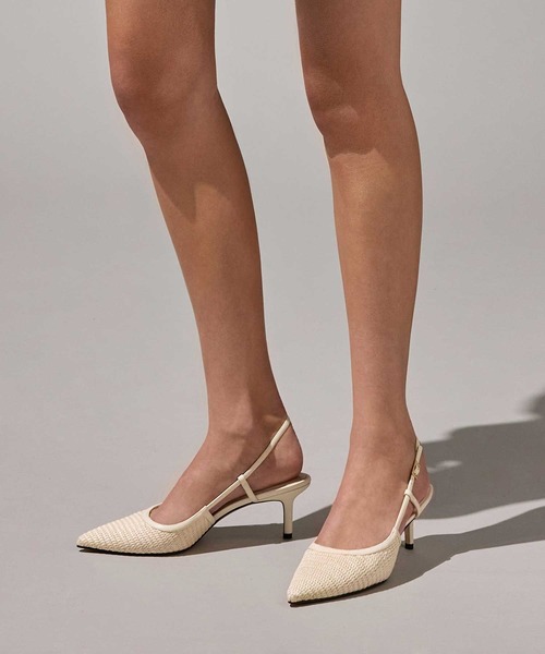 CHARLES ＆ KEITH（チャールズ&キース） パンプス ラフィア スリング