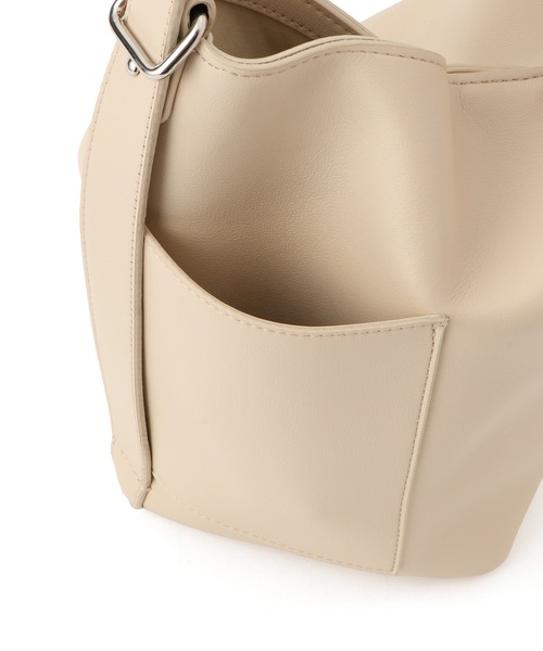 ADAM ET ROPE'（アダムエロペ） ショルダーバッグ バッグ スプリット