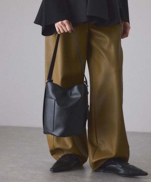 ADAM ET ROPE'（アダムエロペ） ショルダーバッグ バッグ スプリット