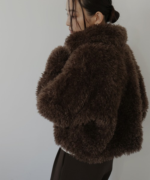 hellam（ヘラム） コート アウター スタンドカラーフェイクファー