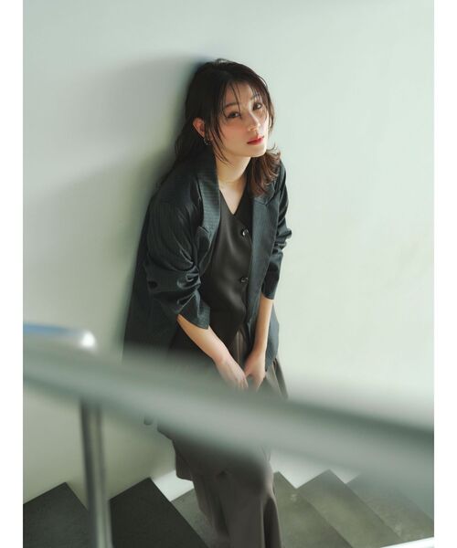 ワンピース ティアードスカートドッキングベストワンピース「セットアップ対応」「夏服」「オフィスカジュアル」の画像