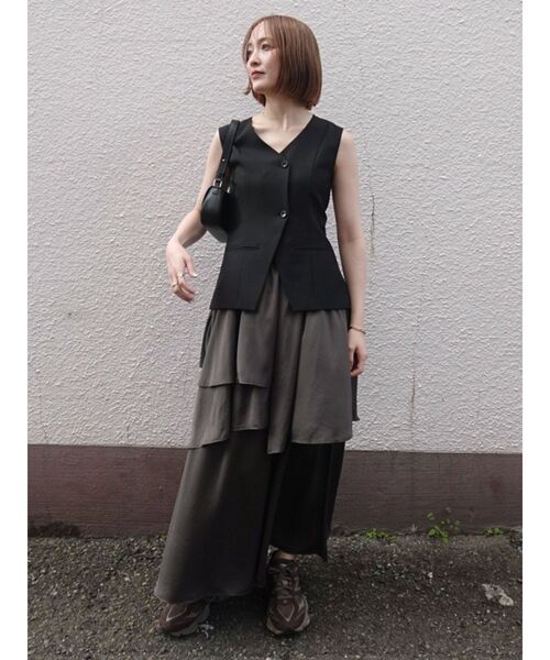 ワンピース ティアードスカートドッキングベストワンピース「セットアップ対応」「夏服」「オフィスカジュアル」の画像