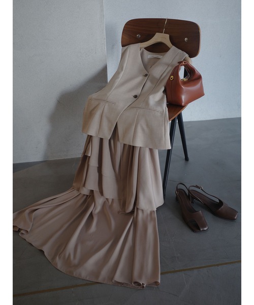 ワンピース ティアードスカートドッキングベストワンピース「セットアップ対応」「夏服」「オフィスカジュアル」の画像