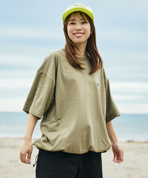 Coleman（コールマン） tシャツ 別注 Snowy Mountain バックプリント