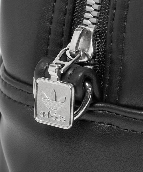 adidas Originals ボストンバッグ 「adidas Originals」レザーライク