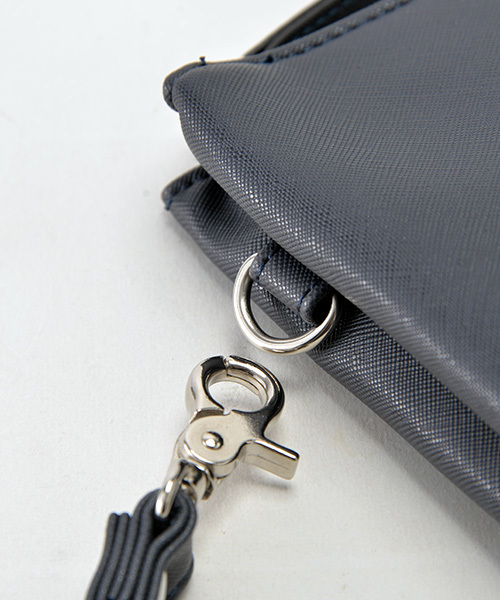 DEVICE クラッチバッグ Control シンプル 合皮 センター 刺繍